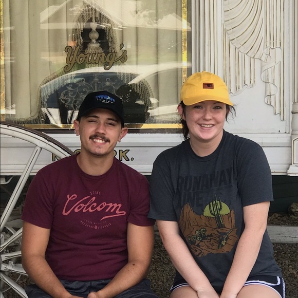 Meet your Posher, Robert - Picture 1 of 1